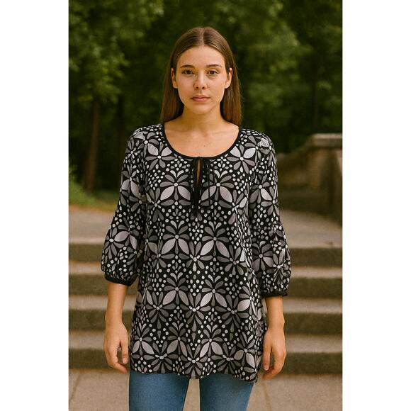 Milly Silk Keyhole Flowy Blouse Abstract Black White Size 6 Luxury Parisian Chic - Picture 1 of 7